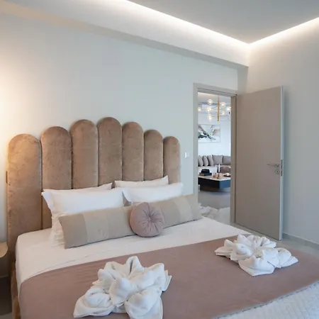 Elira Luxury - With Private Pool