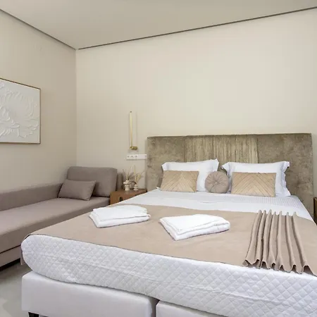 Elira Luxury - With Private Pool
